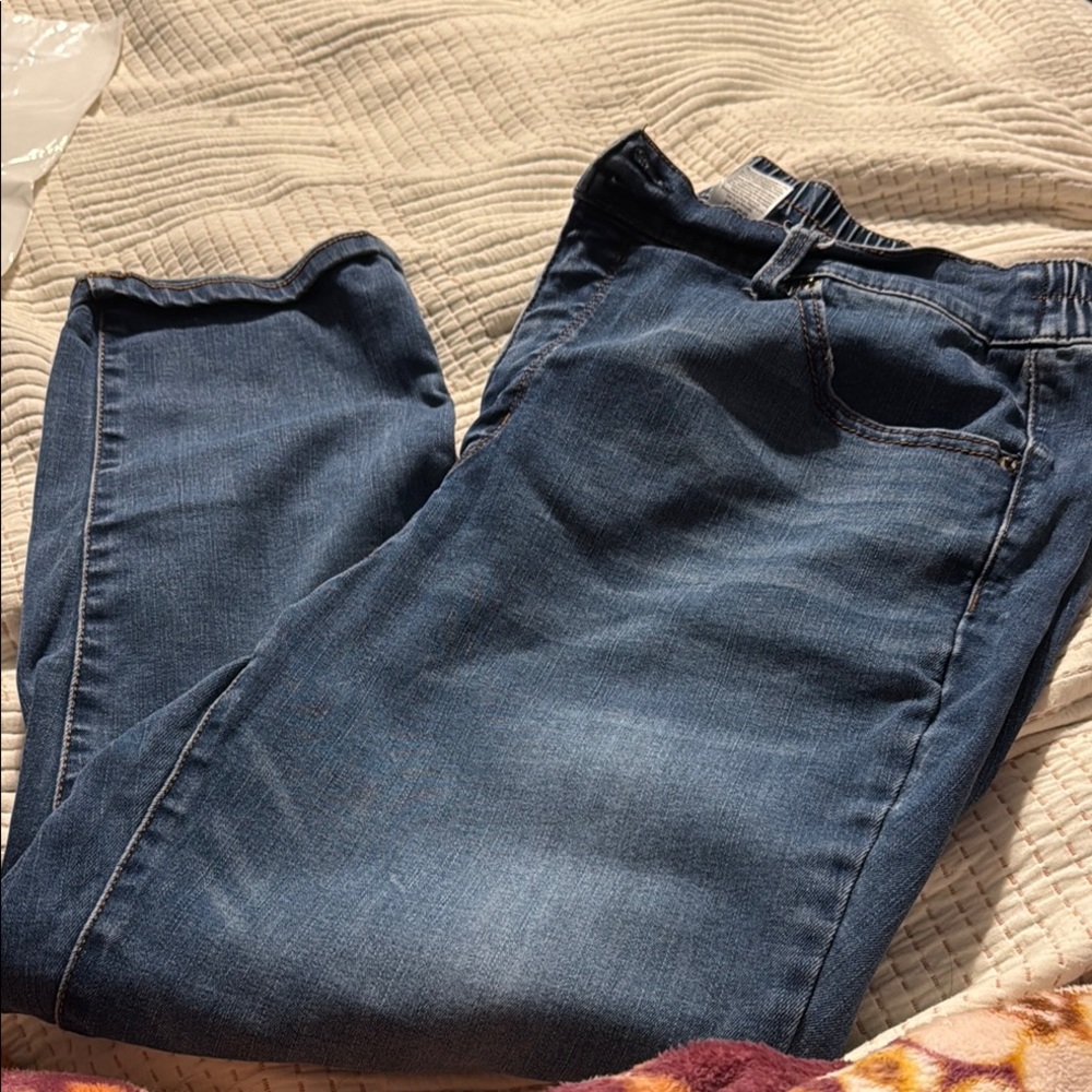 Terra & Sky Blue Cropped Pants